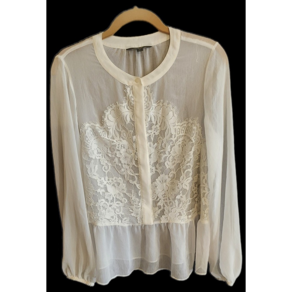 Ladies White Simply Vera by Vera Wang Lace Sheer Button Down Blouse Size Medium